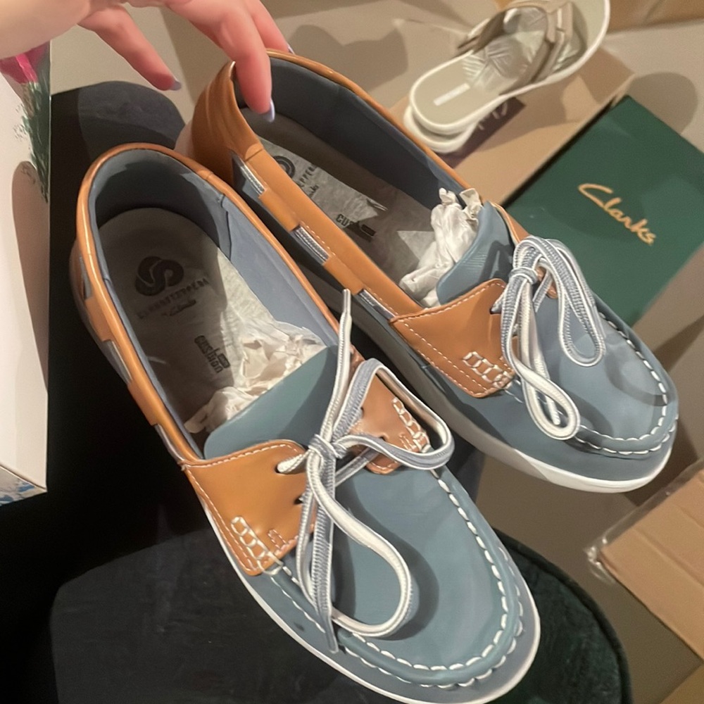 Cloudsteppers by Clark’s size 8
